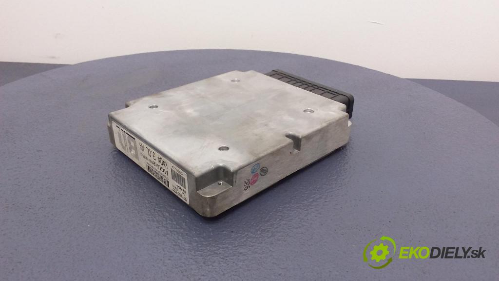 Jaguar X-type 2004 riadiaca jednotka Motor: 4X43-10K975-BD