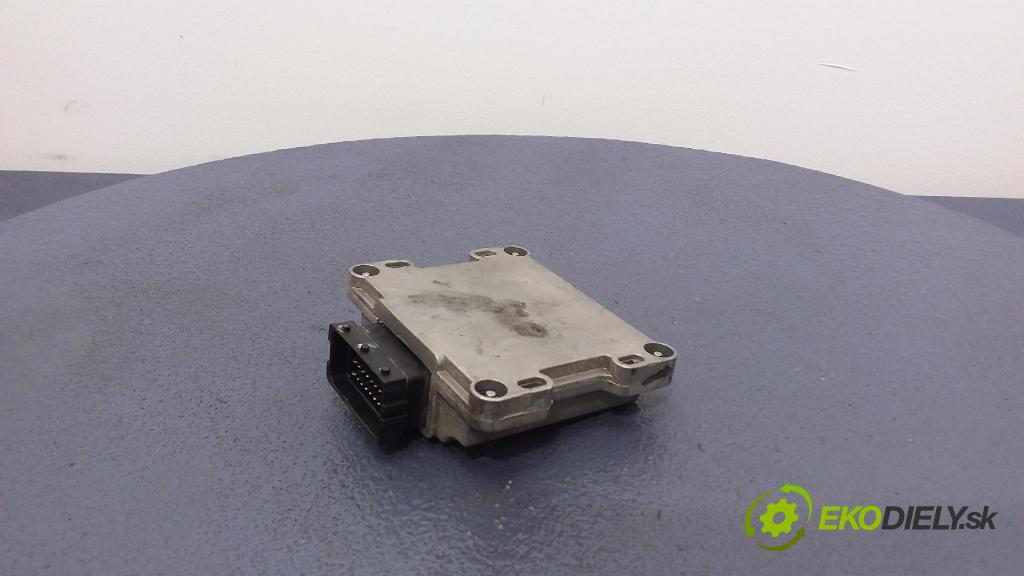 Opel Meriva-a 2005 riadiaca jednotka M210