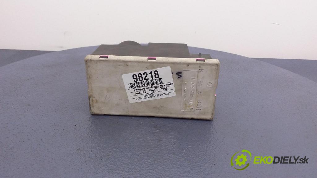 Audi A4 1996 pompa Centrálny: Zámok: 8L0862257H