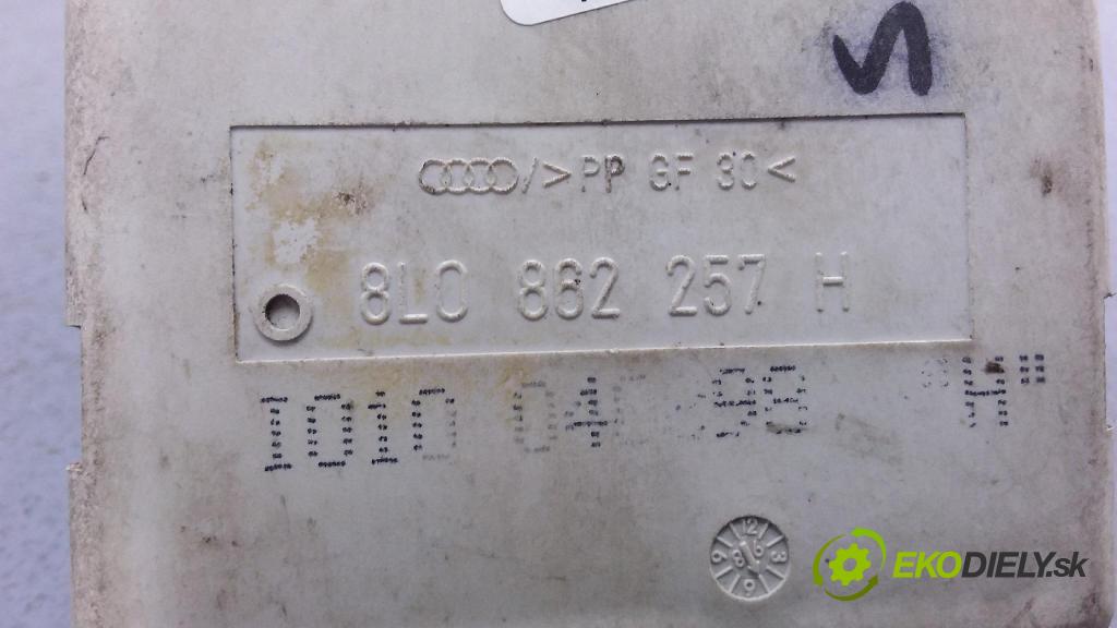 Audi A4 1996 čerpadlo Centrální Zámek 8L0862257H