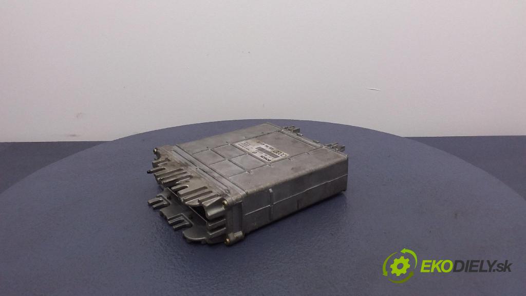 Audi A4 1996 riadiaca jednotka Motor: 0281001425