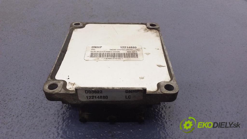 Opel Zafira 2003 riadiaca jednotka Motor: 12214880