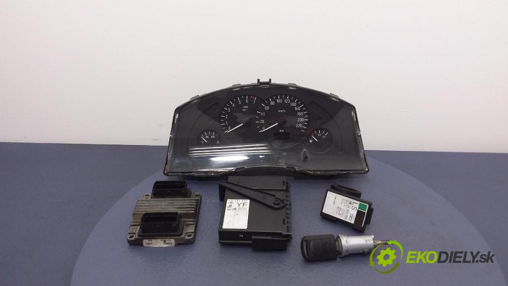 Opel Meriva 2003 riadiaca jednotka Motor: 12214830