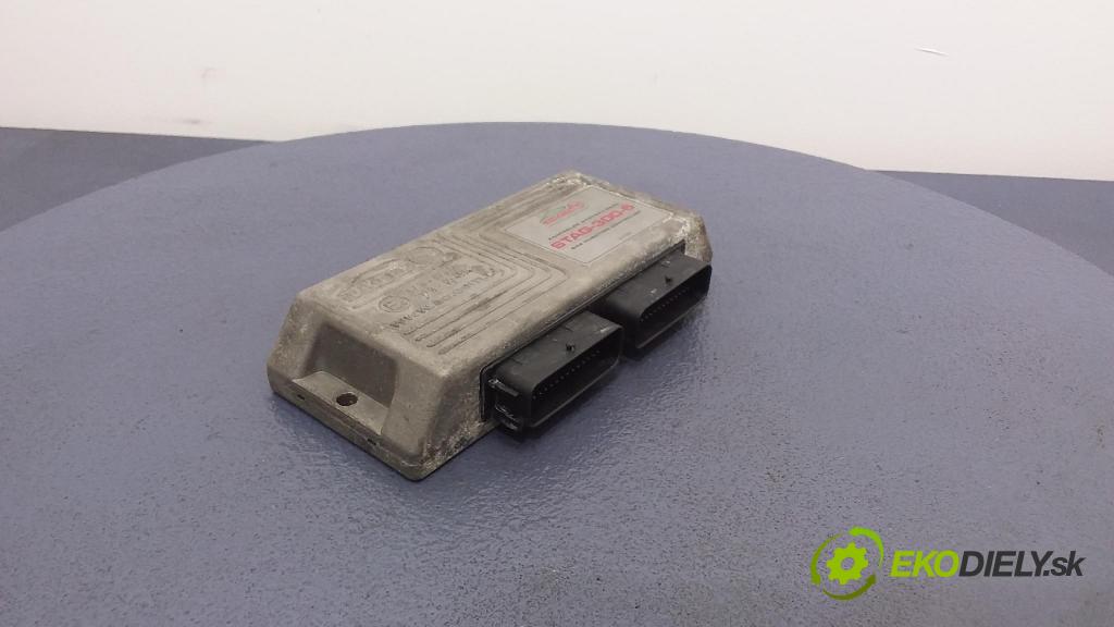 Chrysler Pacifica 2004 riadiaca jednotka 67R-014289