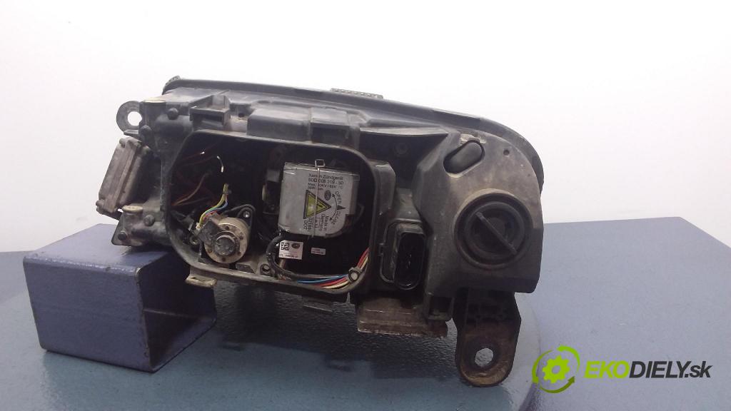 Audi A6 2005 světlo v pravo: 4F0941329