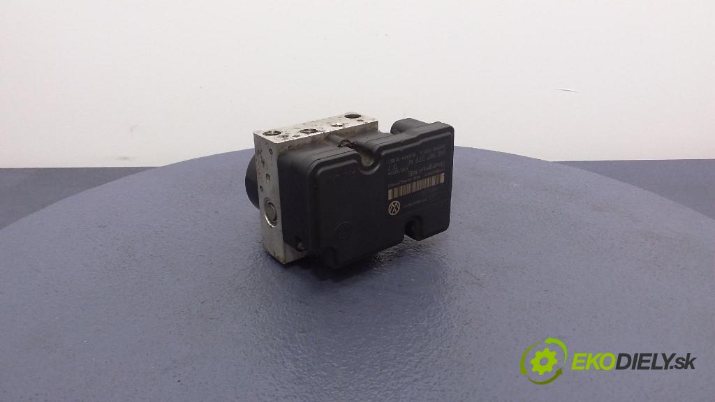 Volkswagen Golf 2009 čerpadlo ABS x 1K0907379AF