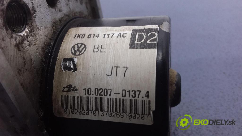 Volkswagen Golf 2009 čerpadlo ABS x 1K0907379AF