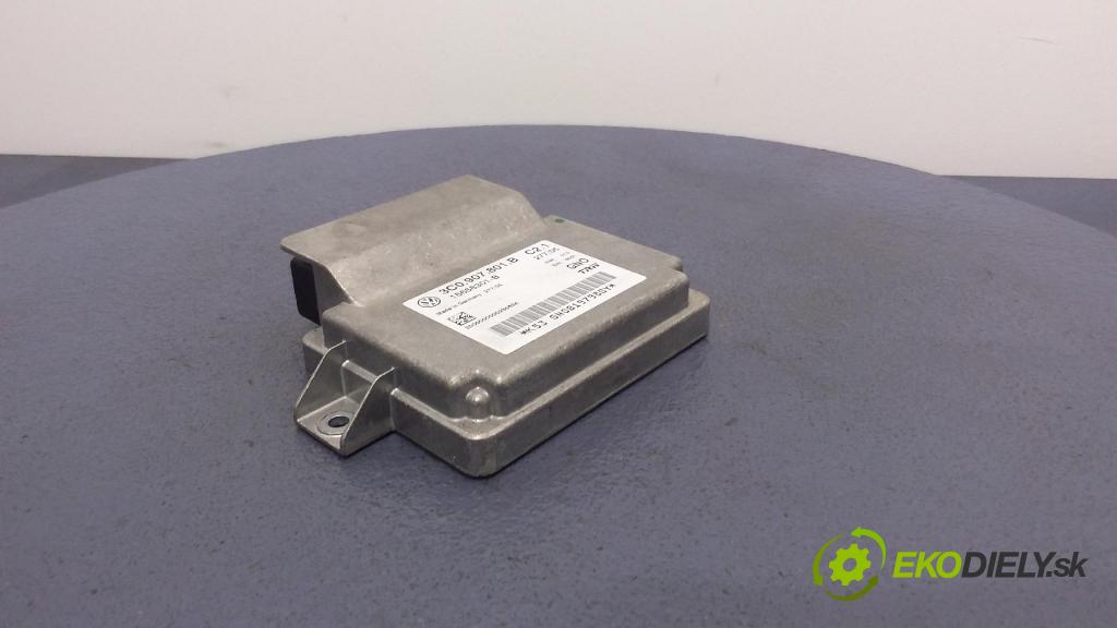 Volkswagen Passat 2005 riadiaca jednotka 3C0907801B