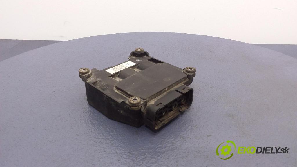 Volkswagen Passat 2005 ventil Vákuum: 3C0906625