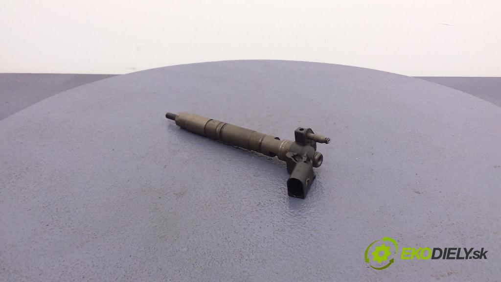 Volkswagen Passat 2005 vstrek 03L130277