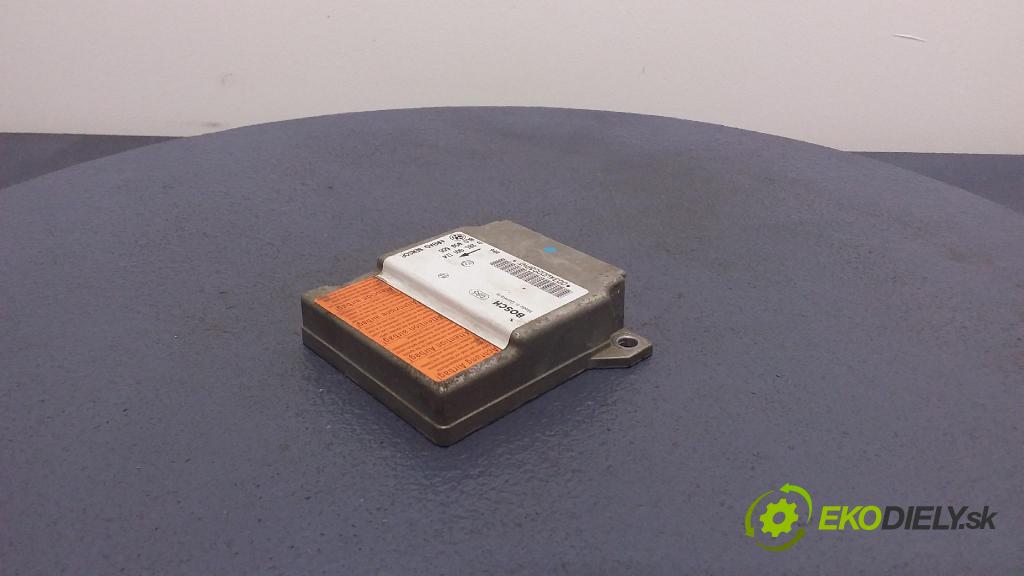 Volkswagen Passat 1997 riadiaca jednotka SRS x 0285001174