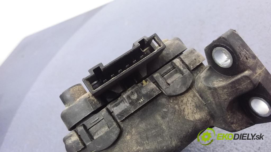 Renault Master 2004 pedal Plyn: