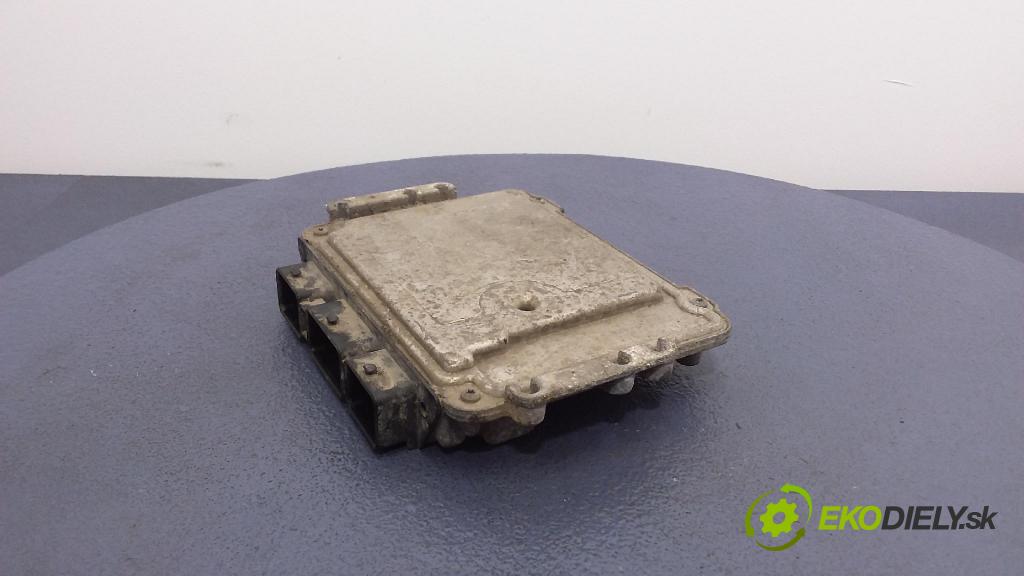 Renault Master 2004 řídící jednotka Motor: 8200311550