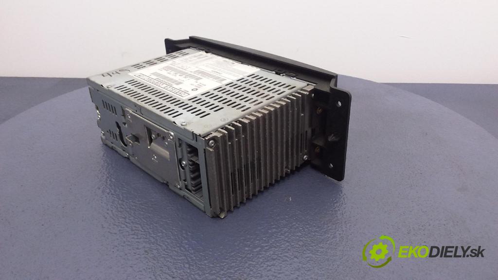 Chrysler Pacifica 2004 Radio I Navigácia: P0509456AB