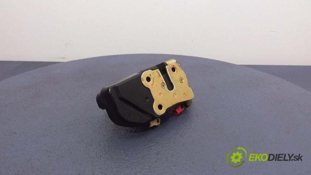 Chrysler Pacifica 2004 zámok dvere Predné Vľavo: 01