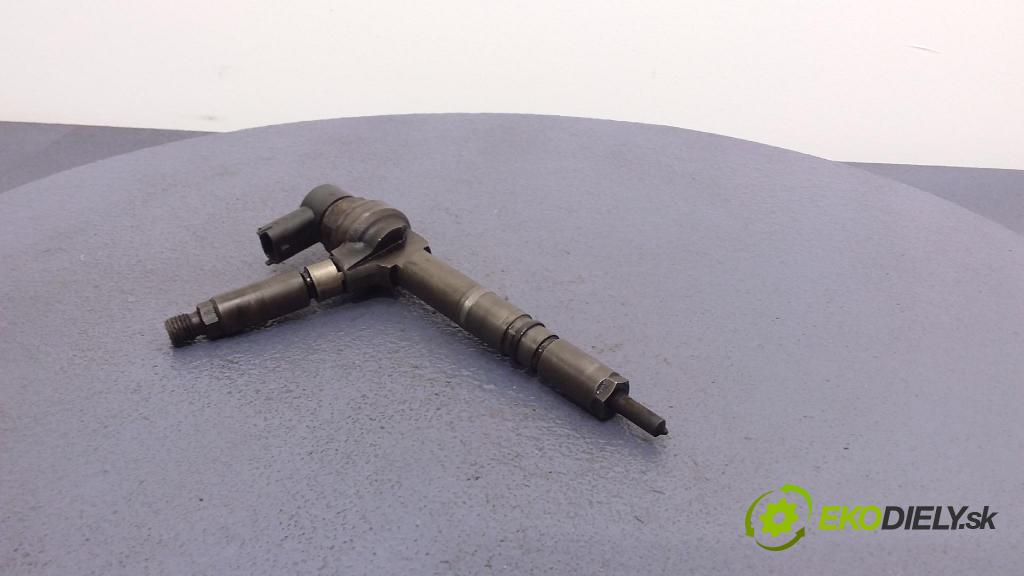 Opel Astra 2005 vstrek 0445116175