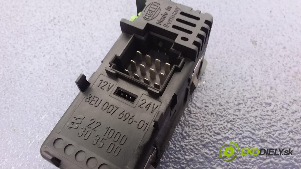 Iveco Daily 2003 prepínač Klimatizácia: Prúd vzduchu: 8EU007696-01