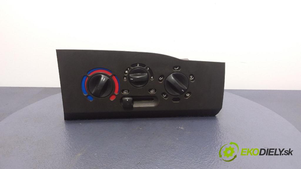 Iveco Daily 2003 prepínač Klimatizácia: Prúd vzduchu: 01