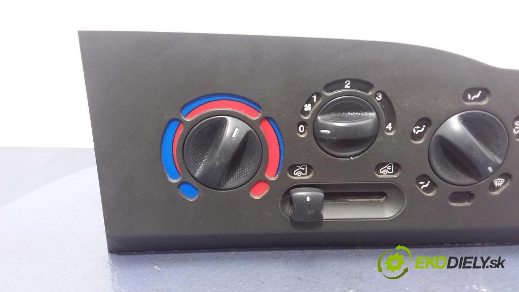 Iveco Daily 2003 prepínač Klimatizácia: Prúd vzduchu: 01