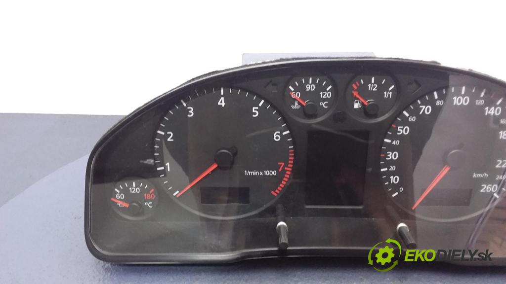 Audi A4 2000 prístrojovka/ budíky 8D0920930A