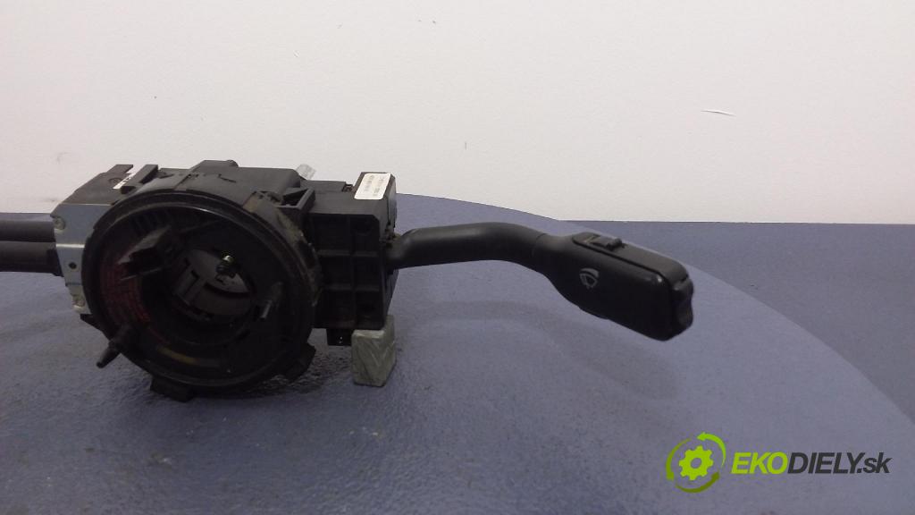 Audi A4 2000 prepínač Komplex: 4D0953513D