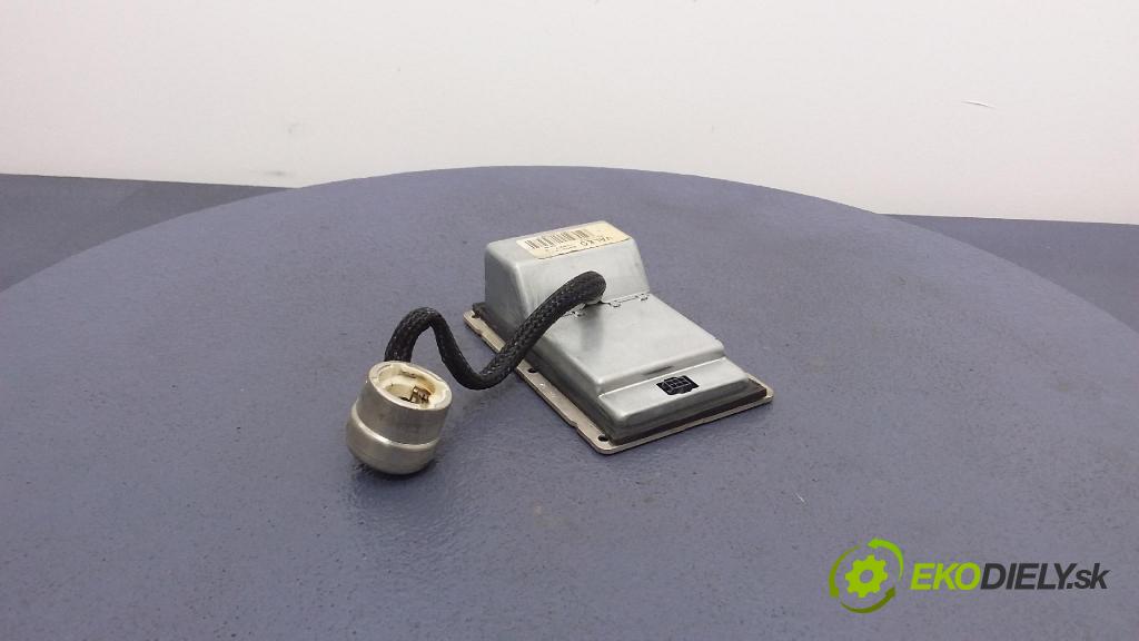 Audi A4 2000 střídač: 89001411