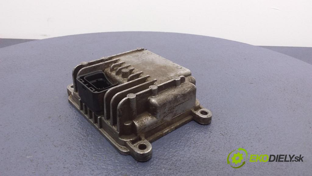 Opel Astra 2002 riadiaca jednotka 8971891362