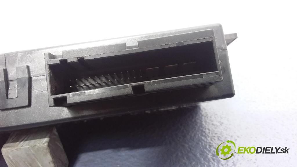 Opel Tigra 2005 riadiaca jednotka 93162344