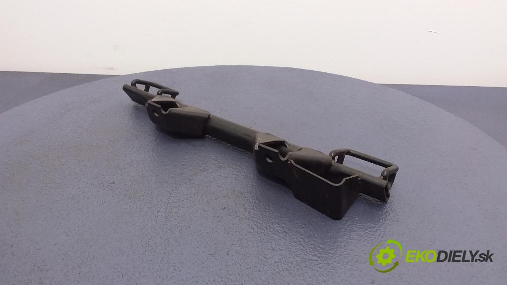 Audi A4 2001 Sedačka zadný 8E0813545A