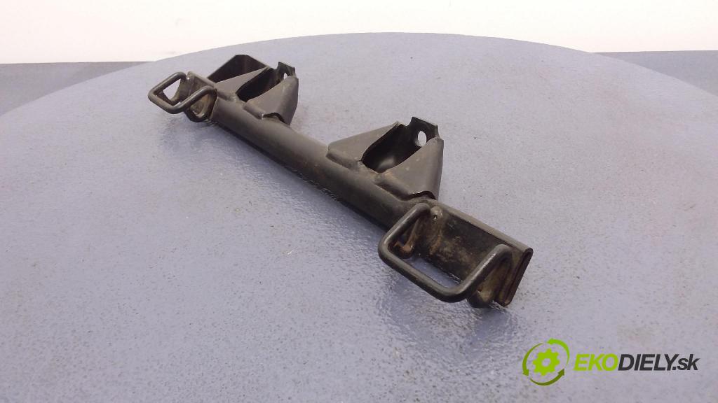 Audi A4 2001 Sedačka zadný 8E0813545A