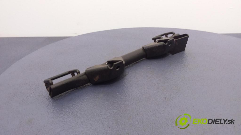 Audi A4 2001 Sedačka zadný 8E0813545A