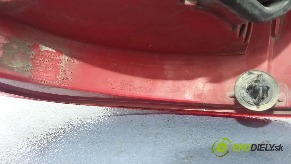 Peugeot 407 2006 svetlo / reflektor zad ľavá Vonkajsia: 01
