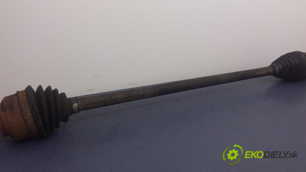 Chrysler Pacifica 2004 poloos Prava: Predné 01