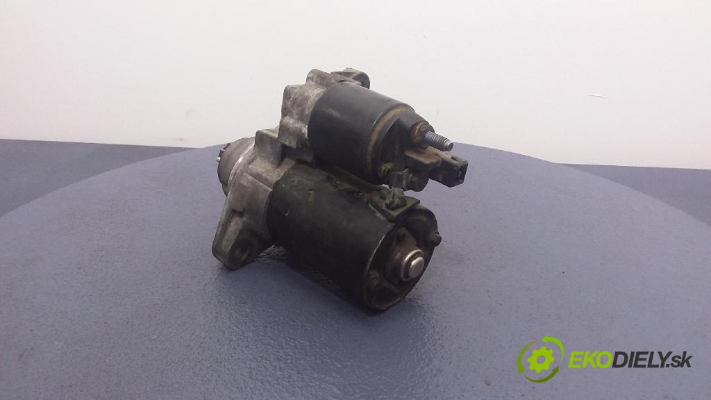 Volkswagen Polo 2005 štartér 026309