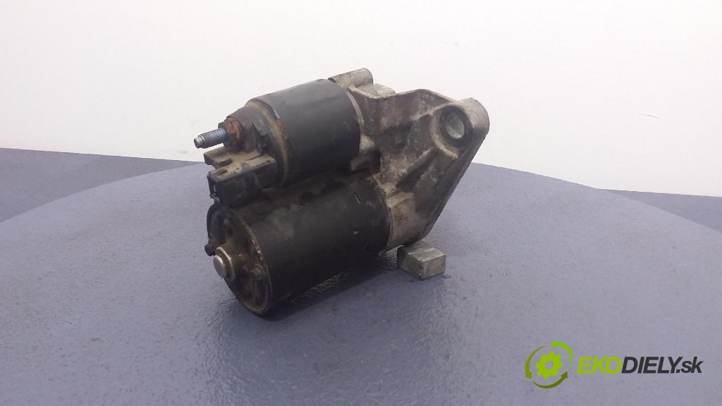 Volkswagen Polo 2005 štartér 026309