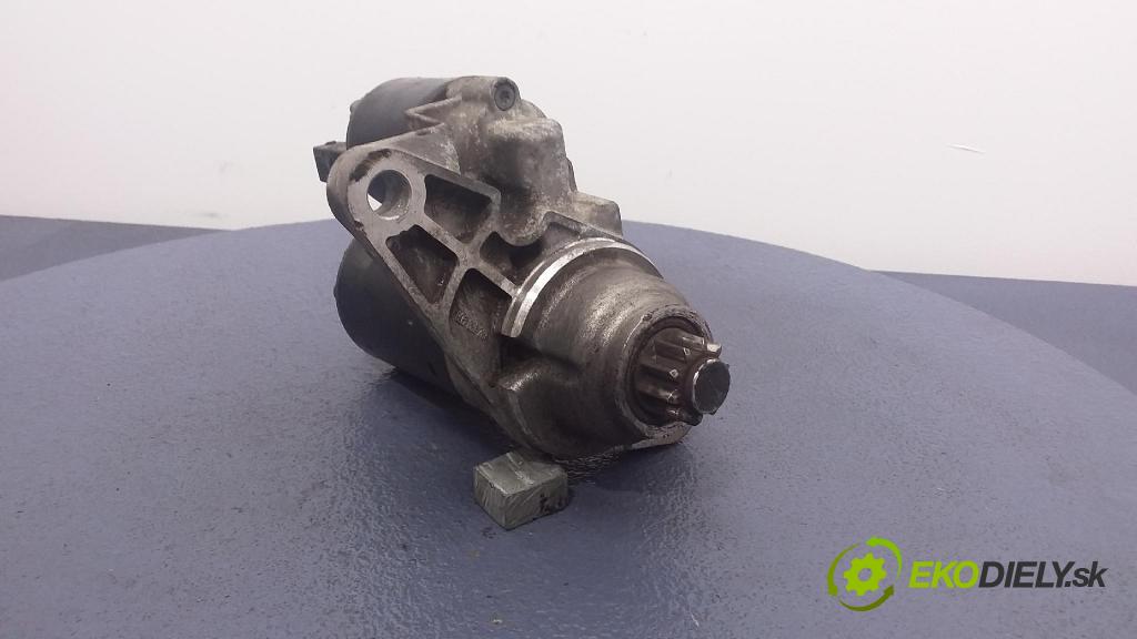 Volkswagen Polo 2005 štartér 026309