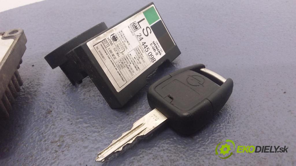 Opel Astra 2000 riadiaca jednotka Motor: 8973065750