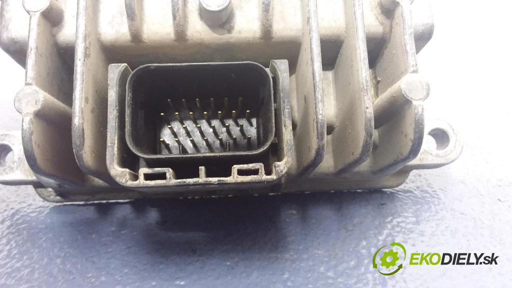 Opel Astra 2000 riadiaca jednotka 8971891360