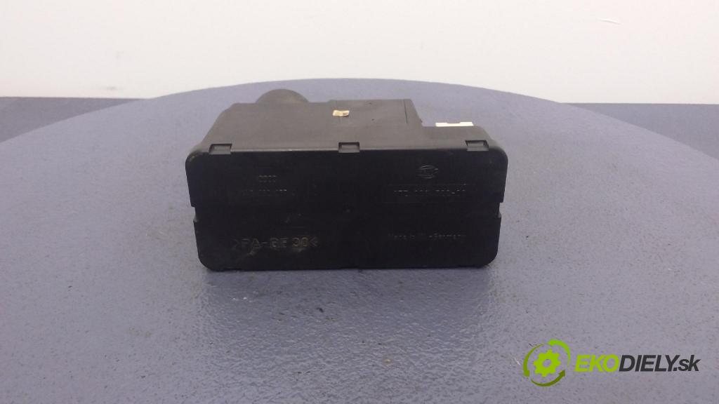 Audi A4 1996 pompa Centrálny: Zámok: 4A0862257J