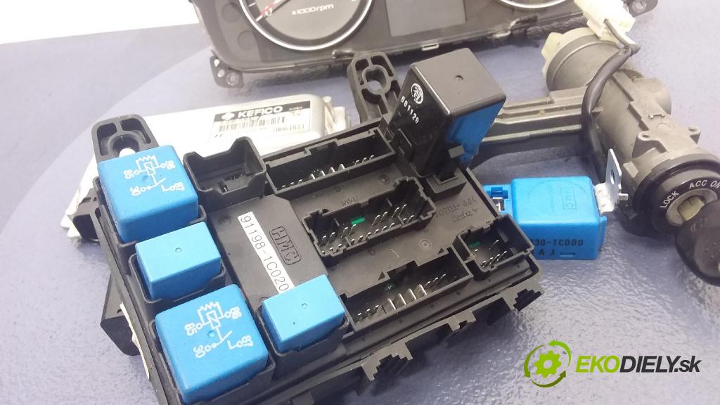 Hyundai Getz 2006 riadiaca jednotka Motor: 903930372F