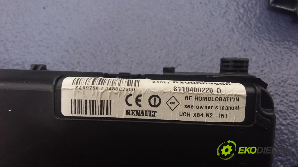 Renault Megane scenic 2004 riadiaca jednotka Motor: 8200391966