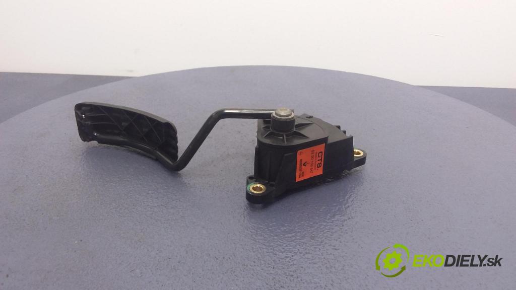 Renault Megane scenic 2004 pedal Plyn: 8200159647