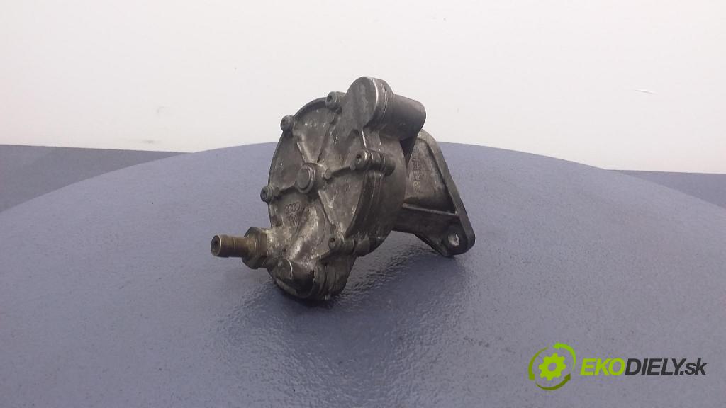 Volvo S80 1999 čerpadlo vákuová 074145100