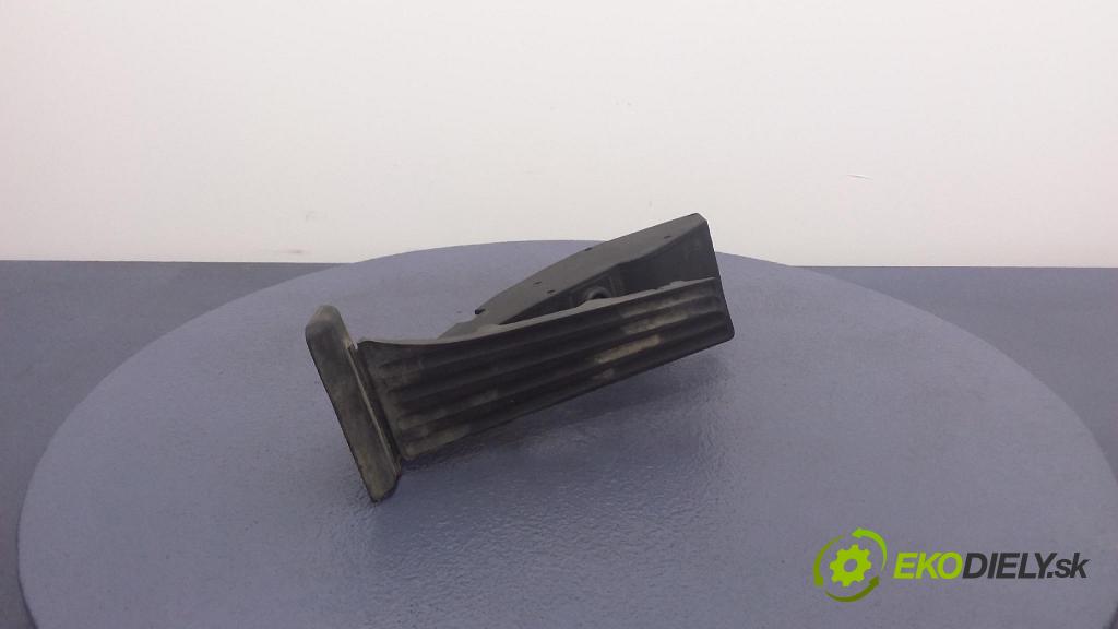 Bmw 318 i 2004 pedal Plyn: 35406762481-0