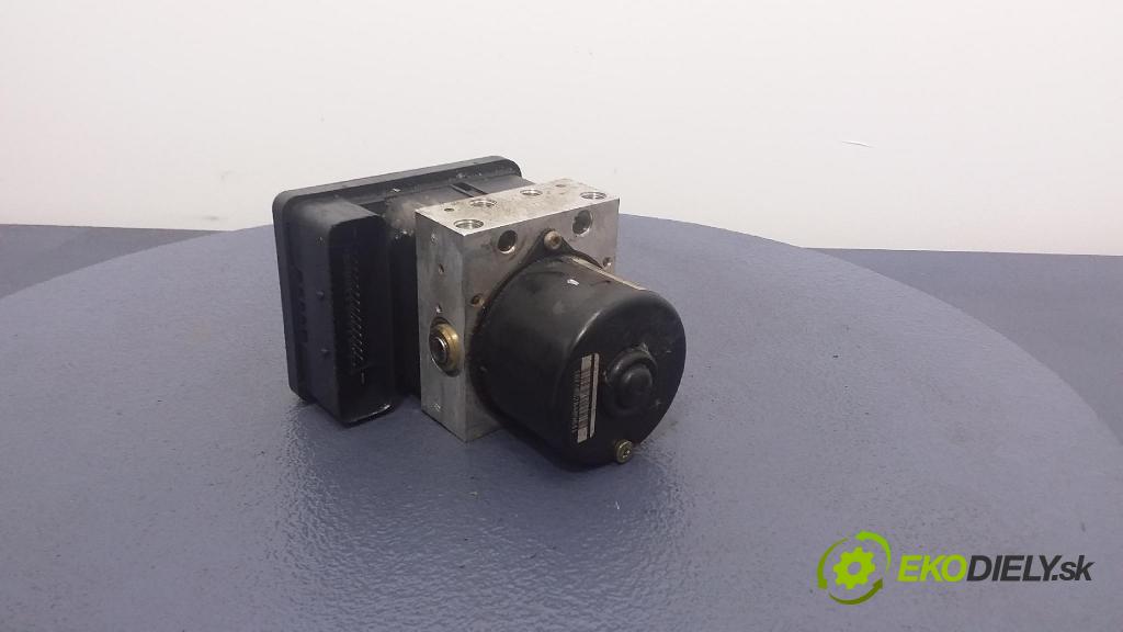 Bmw 318 i 2004 pedal Plyn: 35406762481-0