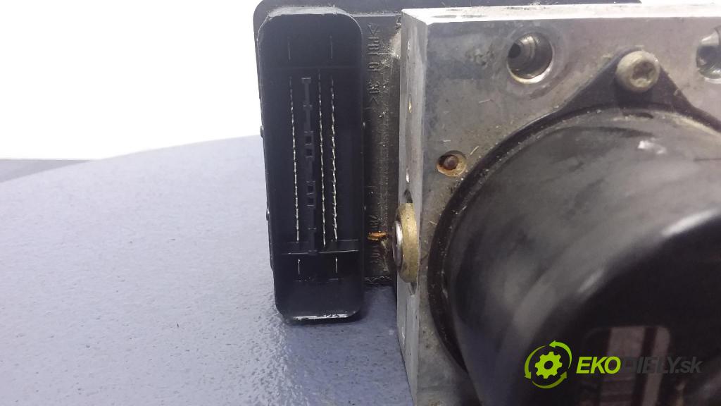 Bmw 318 i 2004 pedal Plyn: 35406762481-0