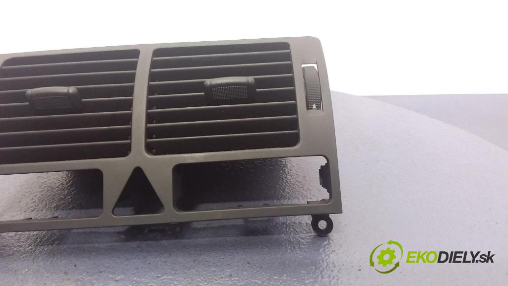 Audi A2 2001 Mřížky Proud vzduchu Vzduch: 8Z0820951A