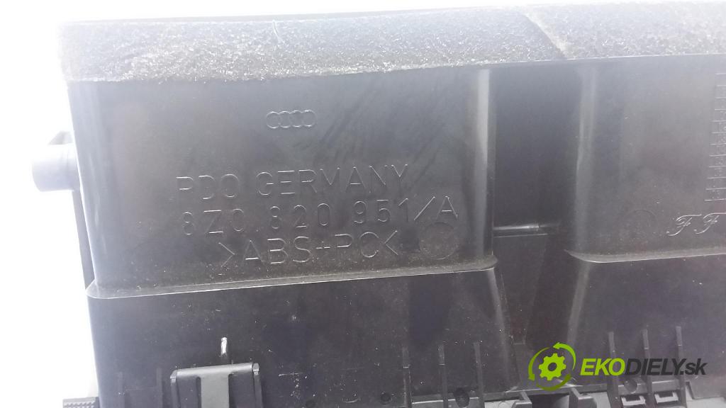 Audi A2 2001 Mřížky Proud vzduchu Vzduch: 8Z0820951A