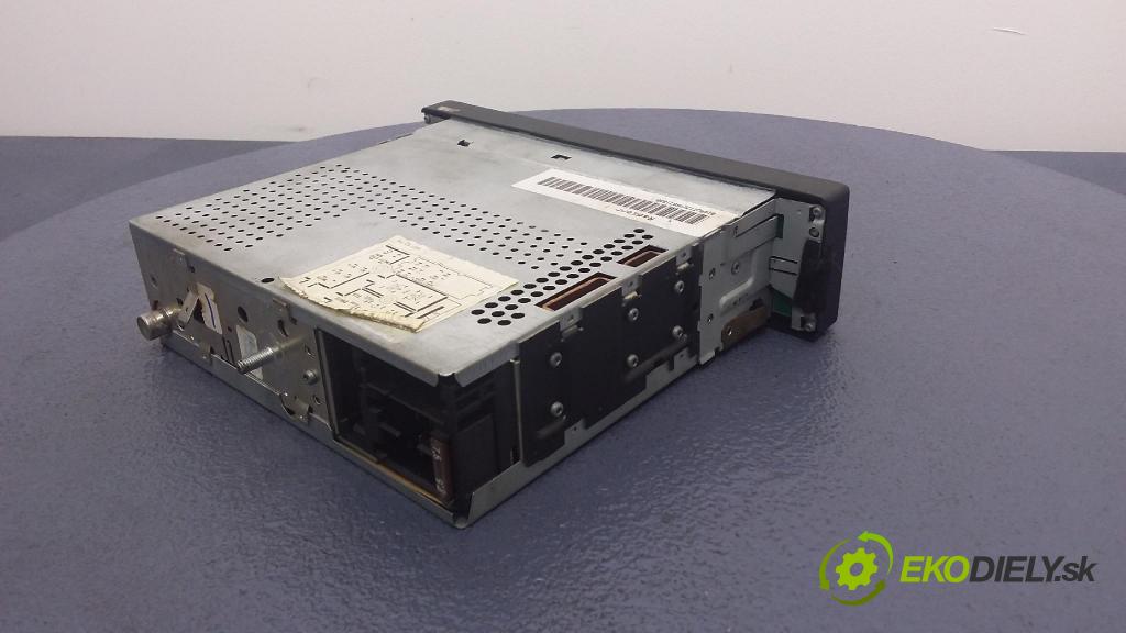 Audi A2 2001 Radio I Navigácia: 4B0035152B