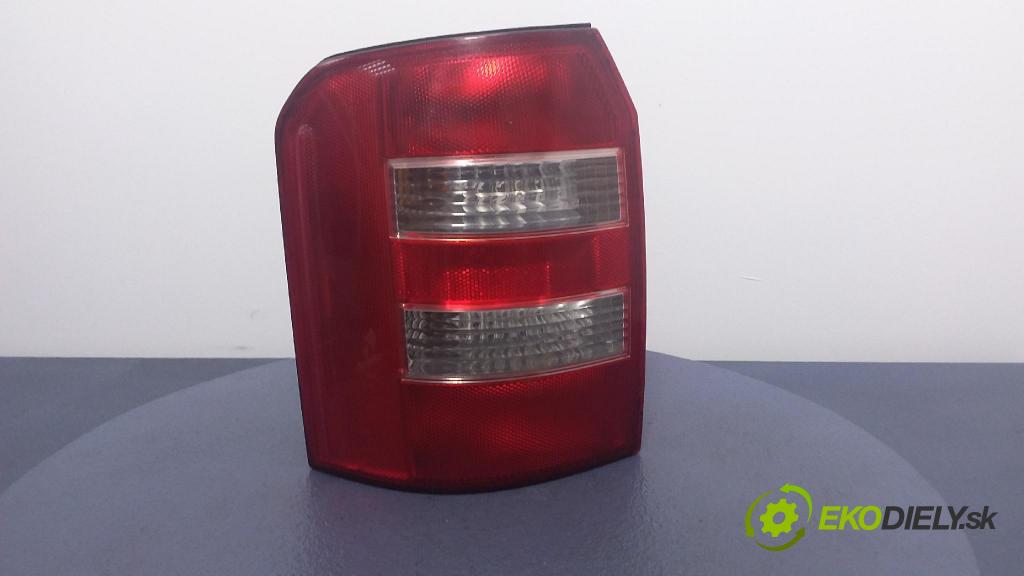 Audi A2 2001 svetlo / reflektor zad ľavá Vonkajsia: 8Z0945095